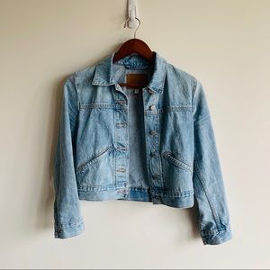 Aritzia Denim Forum Debbie cropped jean jacket XS